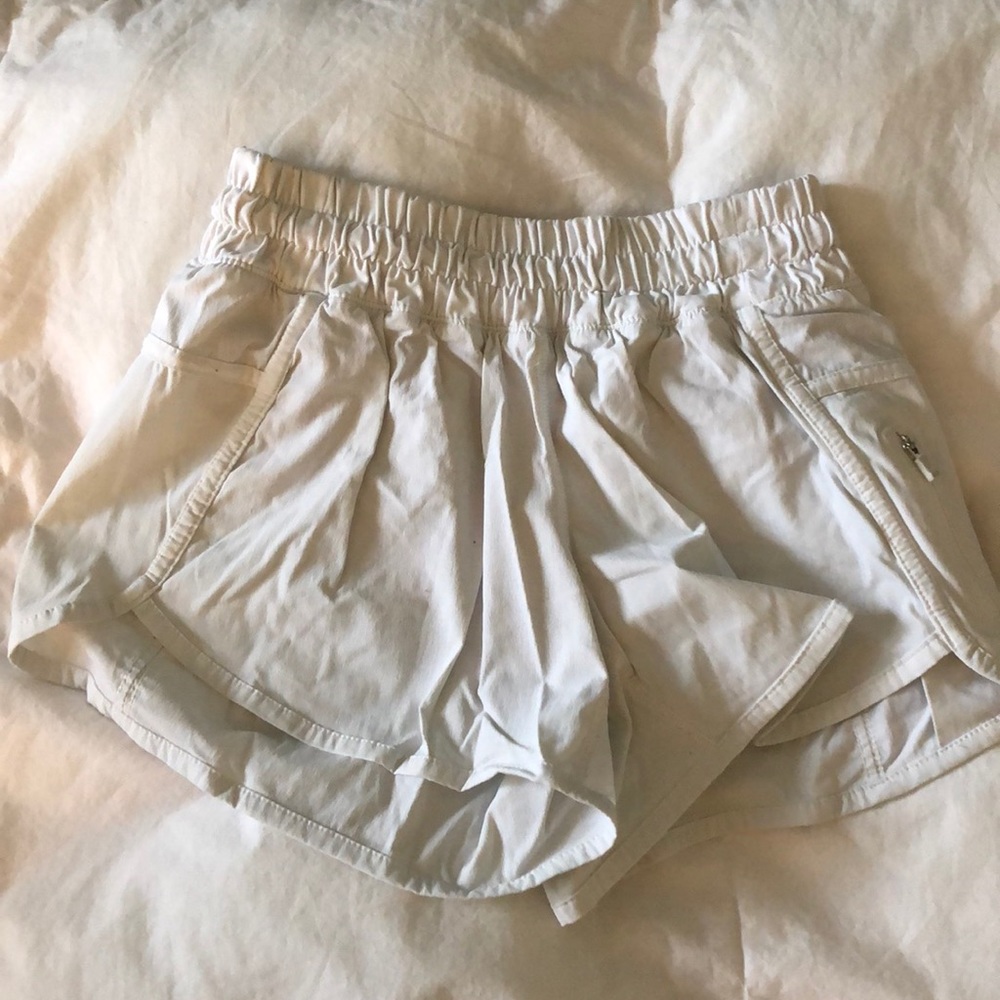 Lululemon tracker shorts 2-way stretch